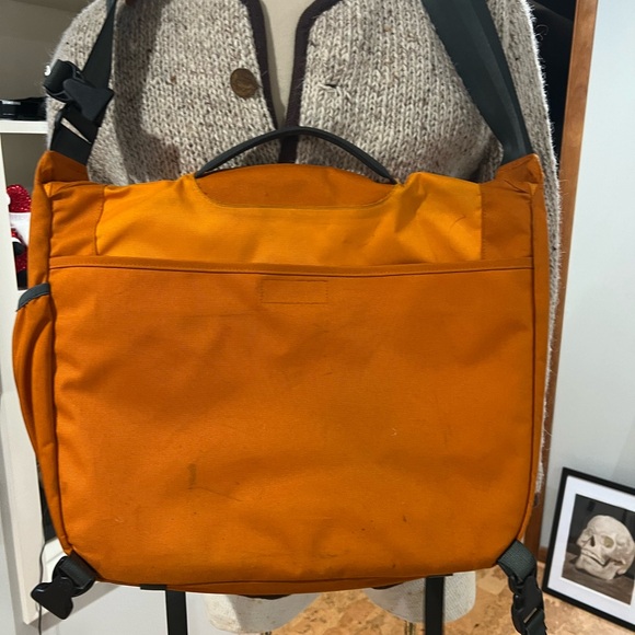 Patagonia sling laptop bag - Picture 2 of 5